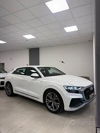 Audi Q8 50 TDI 286 CV quattro tiptronic Sport