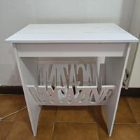 Tavolino portariviste