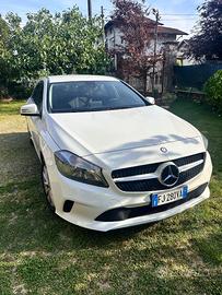 MERCEDES CLASSE A 180 d sport