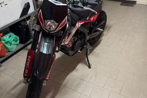 Rieju mrt 125