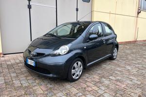 Toyota Aygo 1.0 12V VVT-i 5 porte Sol
