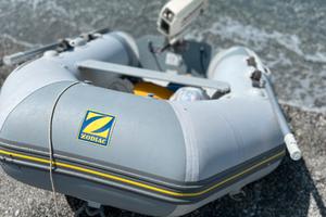 Gommone Tender Zodiac e motore Johnson Outboards