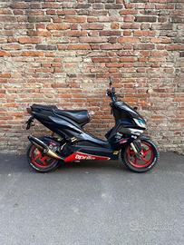 Aprilia SR R