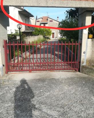 tettoia cemento e tegole 