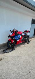 CBR 1000 RR - 5000€ ACCESSORI 