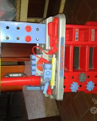 Blocco giochi anche nuovi,costruzioni,banco lavoro