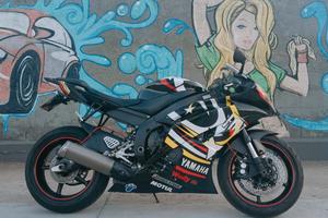 Yamaha YZF R6 - 2013