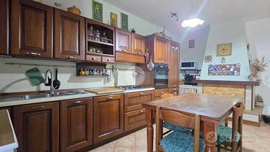 4 LOCALI A SPOLETO