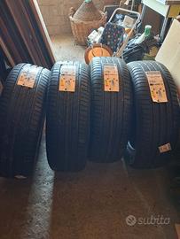 Treno 4 Gomme NUOVE Bridgestone Turanza 6 - 225/6