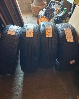 Treno 4 Gomme NUOVE Bridgestone Turanza 6 - 225/6