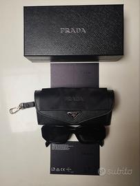 occhiali da sole Prada 