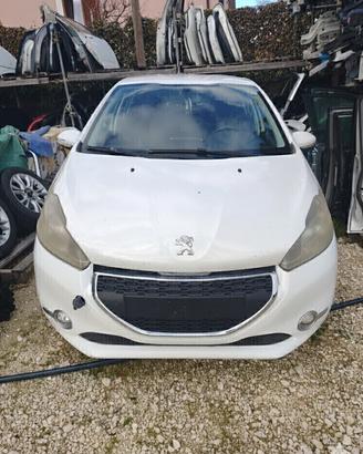PEUGEOT 208 HM01 1.2 BENZINA 60KW RICAMBI USATI