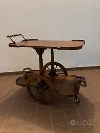Mobiletto tv con ruote vintage