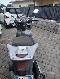 sh 300