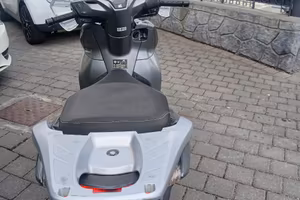 sh 300