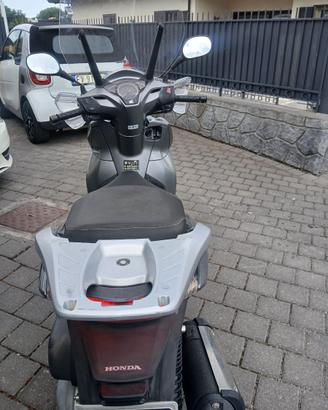 sh 300