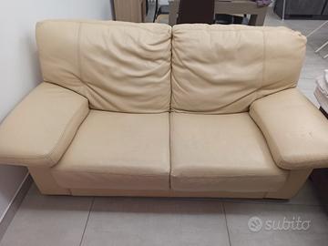 divani due posti 