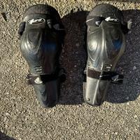 Ginocchiere moto