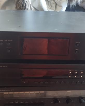 lettore CD e radio marantz in perfette condizioni 