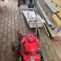 Tagliaerba a scoppio mulching