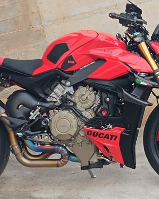 Ducati Streetfighter V4S 2024