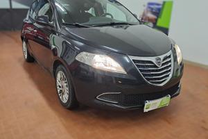 LANCIA Ypsilon 1.2 69 CV 5 porte Platinum
