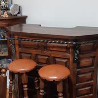  mobile bar con 2 seggiole