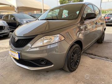 LANCIA Ypsilon 1.0 FireFly Hybrid + GPL