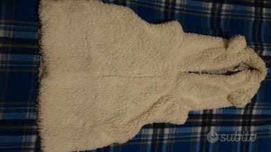 Gilet con cappuccio, in pelliccina bianca Blukids