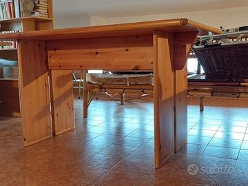 Tavolo legno pino massello stile moderno