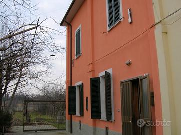 Casa a schiera di testa