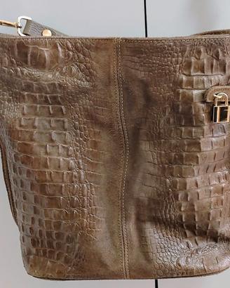 Borsa da donna vera pelle firmata Melluso.