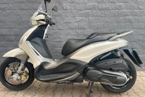 Beverly 350 Sport touring