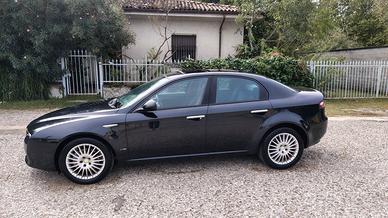 Alfa Romeo 159 1.9 JTDm 16V Exclusive