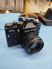 vintage Zenit TTL con obbiettivo Helios 58 mm