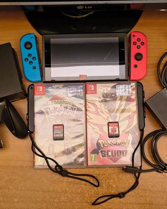 Nintendo Switch con 2 giochi e SD