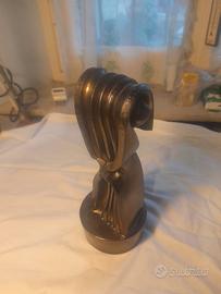 Scultura di Alfonso leoni