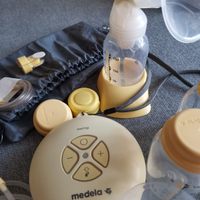 Medela tiralatte elettrico + sterilizzatore Chicco