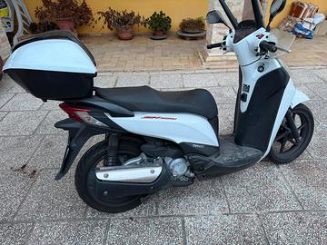 Honda SH 300 i sport