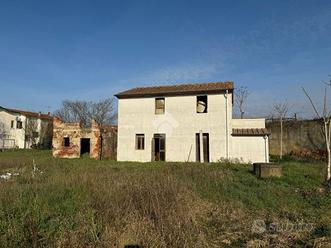 CASA INDIPENDENTE A PONTE BUGGIANESE