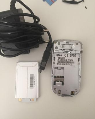 Telefono cellulare LG U8130 RICAMBI