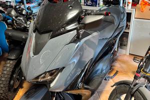 Tmax 560 techmax