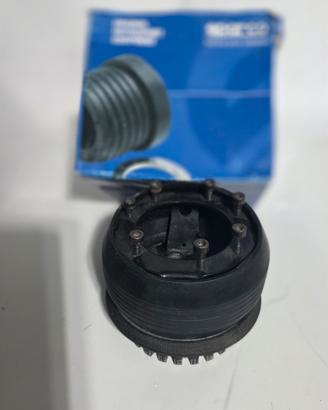 Mozzo per volante sportivo Momo