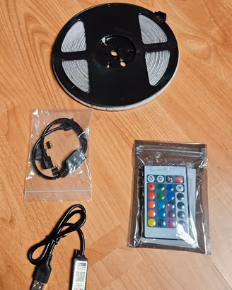 Striscia LED RGB 5 metri Interno-Esterno NUOVA