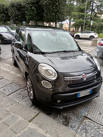 Auto full optional con tetto panoramico