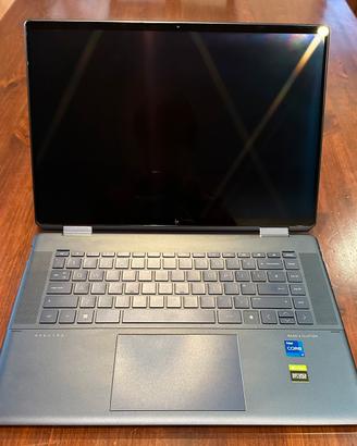 HP Spectre x360 16-f0052na (OLED, i7, RTX3050)