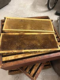 Materiale per apicoltori