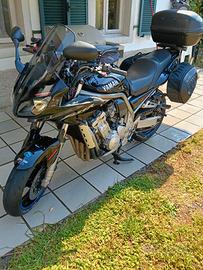 Yamaha fzs 1000 fazer