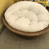 Poltrona da giardino in vimini con base in legno