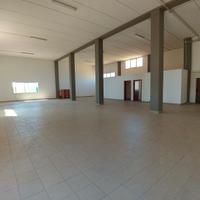 Capannone al primo piano con rampa carrabile